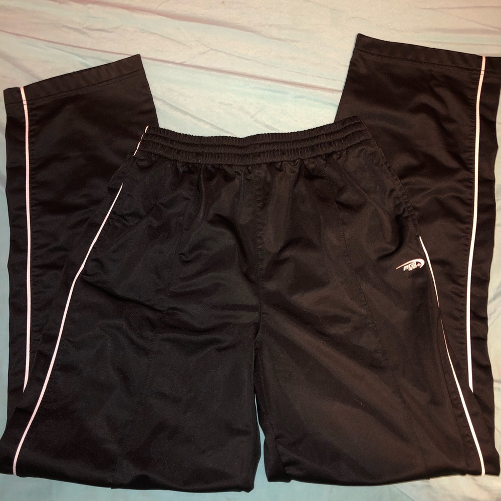 black sweatpants